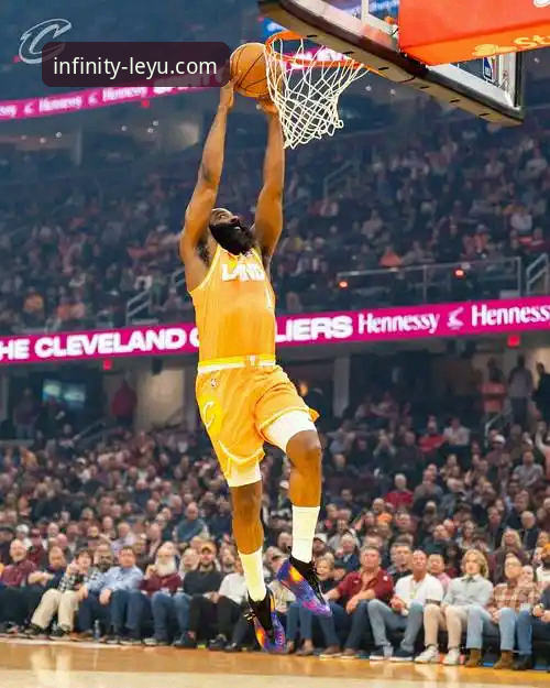 米切尔42分对轰班凯罗36分：一场通过乐鱼官网体育直播见证的东部卡位战深度评测